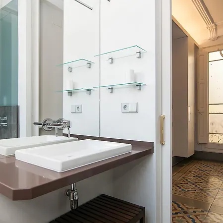 Montaber - Diagonal Apartment